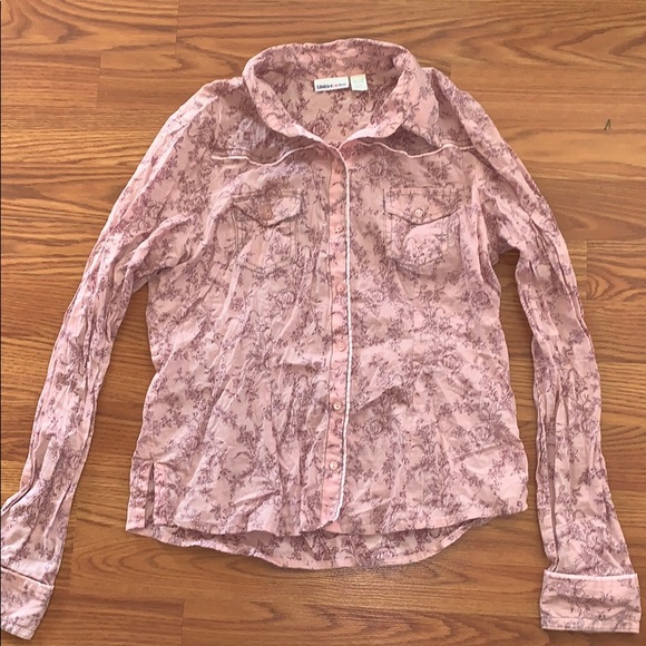 Limited Too Tops - Cute pink flowered top